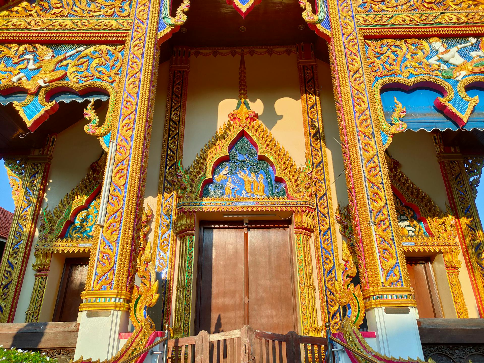 Lampang Golden Pagoda, Thailand